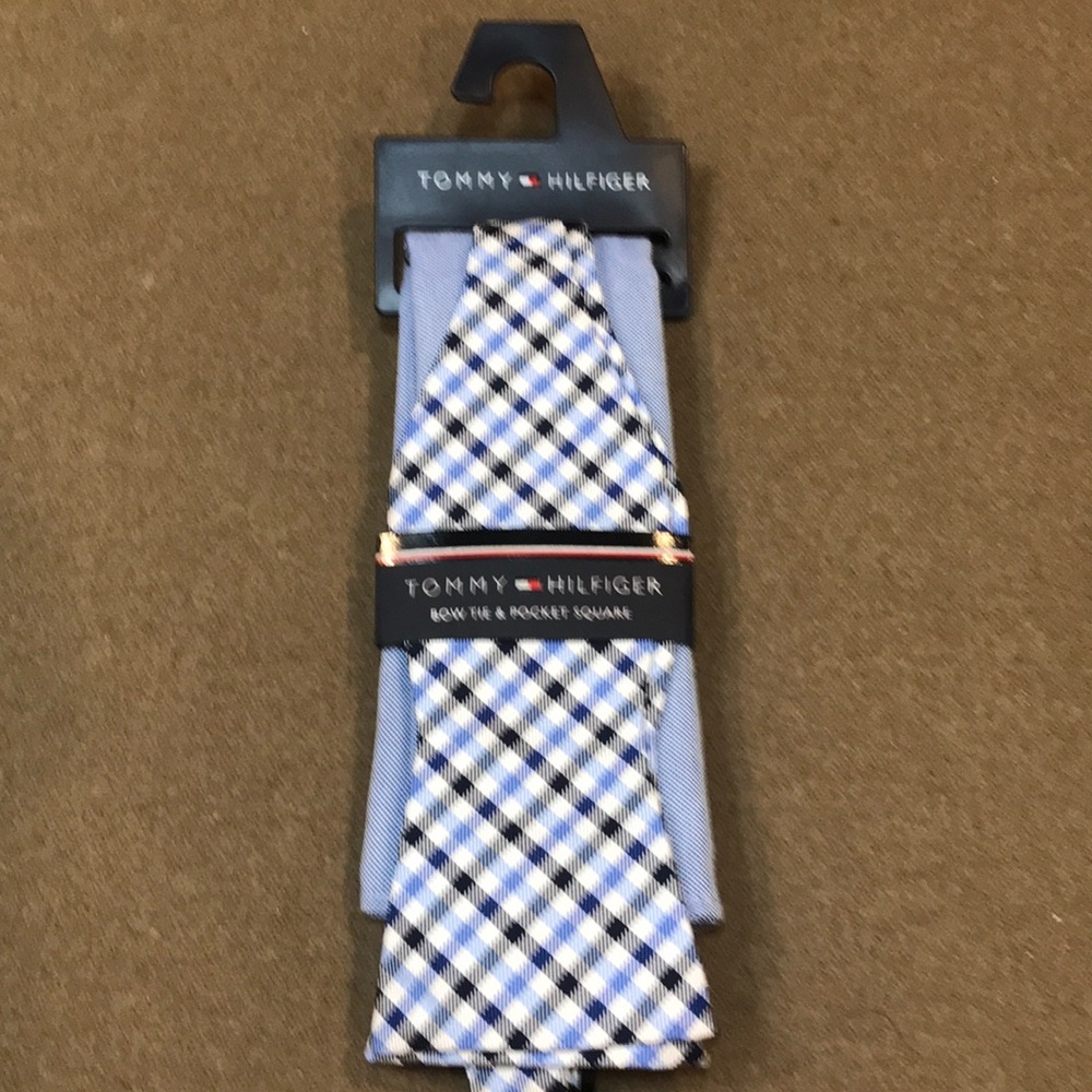 Bow Tie & Pocket Square - Picture 1 of 2